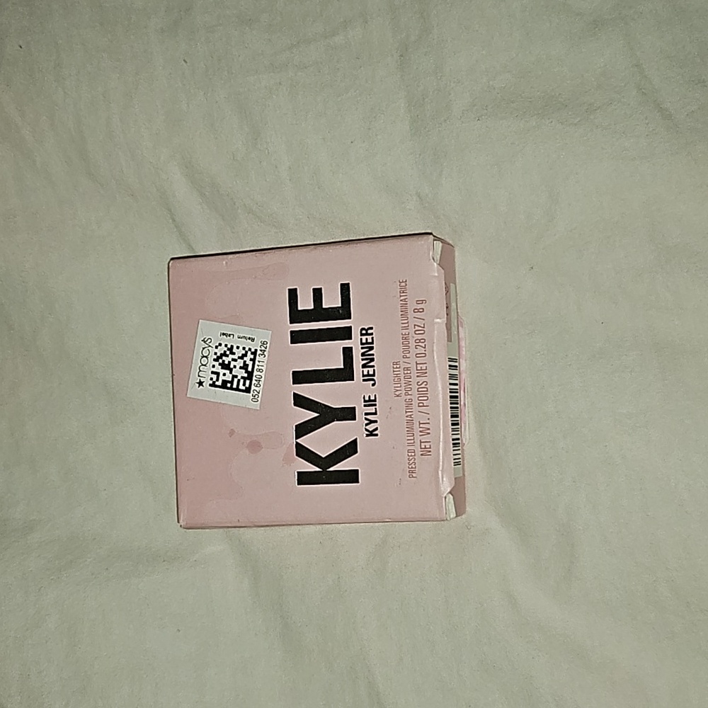 🍩Kylie Cosmetics Pressed Highlighters